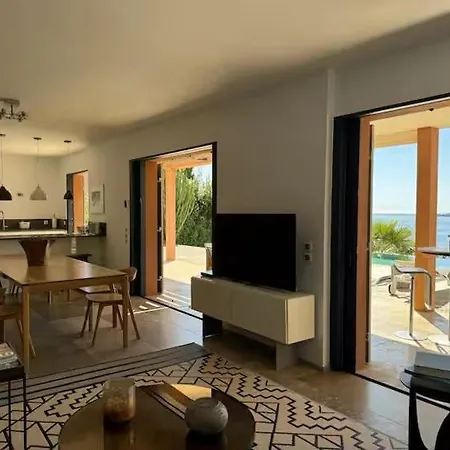Read My Host Profile Before Request - - Luxury Sea View דירה